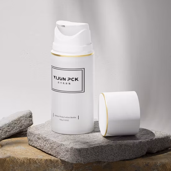 60/100/120ml Embalagem de loção cosmética PETG de luxo personalizada PETG fosco Frasco de embalagem